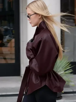 Veste ceinturée en similicuir bordeaux pour femme - Col montant taille cintrée basque - Style streetwear chic printemps 2026