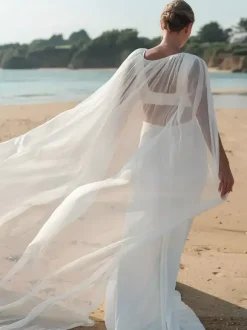 Voile de mariée à un niveau en mousseline de soie avec bord coupé