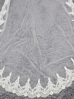 Voile de mariage à un niveau en tulle bord fini longue cascade voiles de mariée