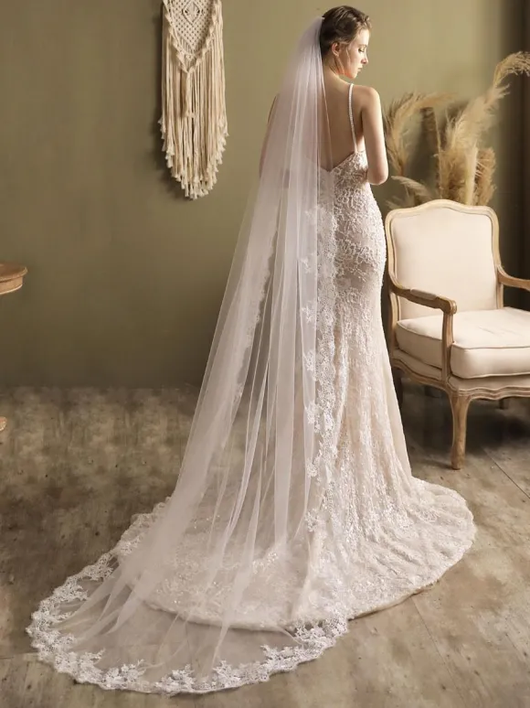 Voiles de mariée en dentelle Voiles de tulle à un niveau Applique Voiles de mariée en cascade